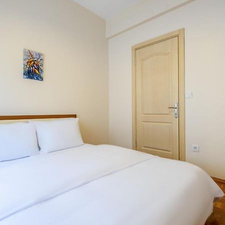 Cozy Flat Near Bagdat Street In Suadiye Istambul Exterior foto